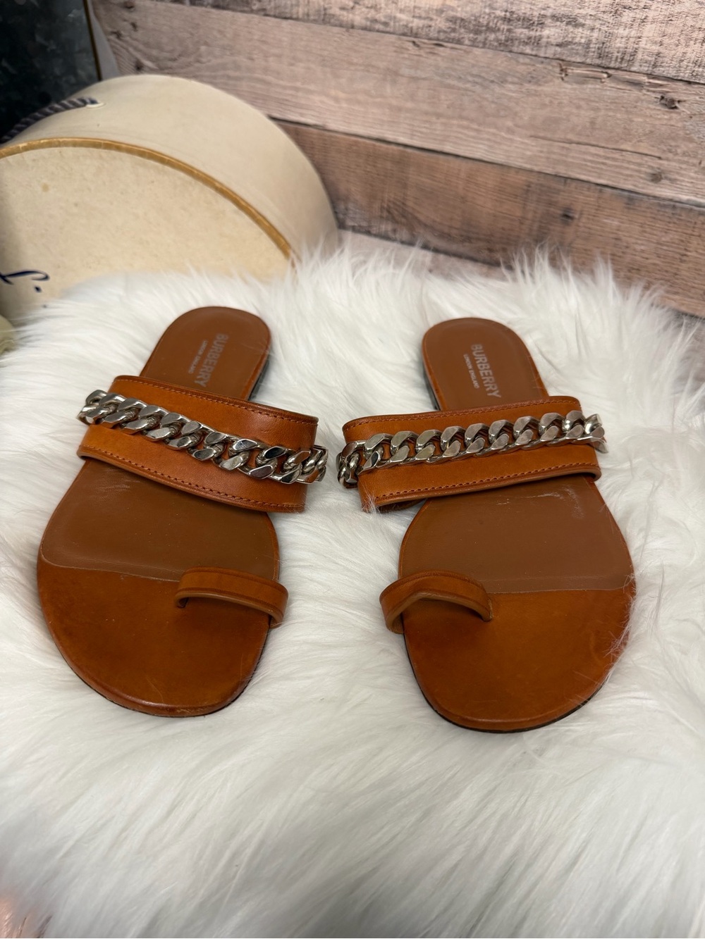 Burberry Cognac w/ Silver ChainTow Ring Slides 36